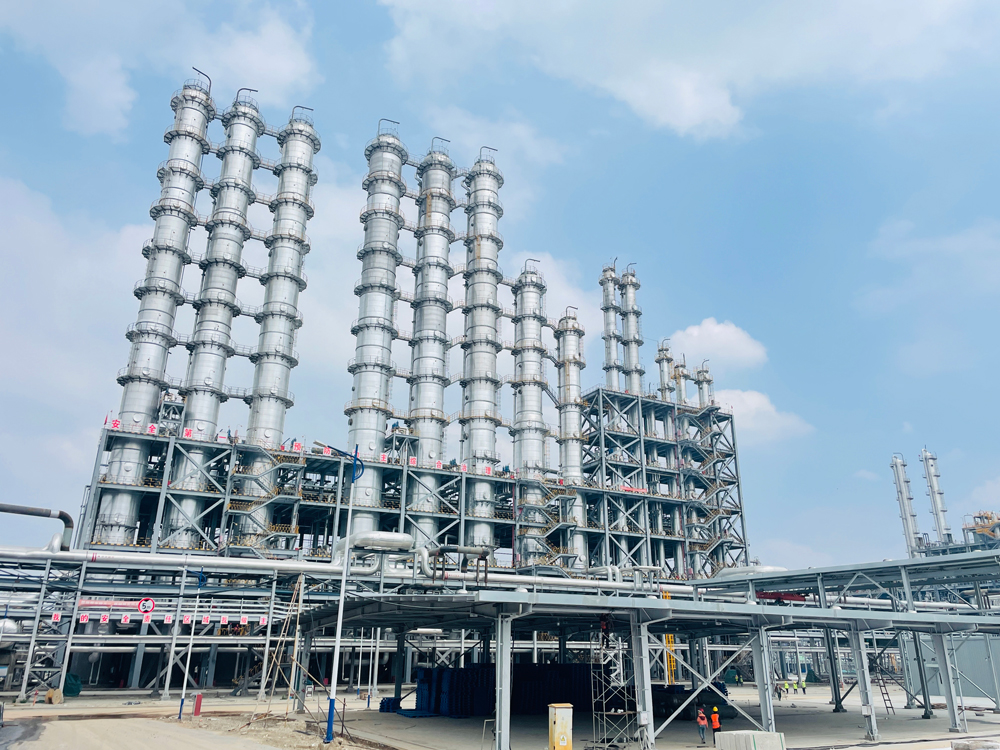 江苏奥琳斯邦新能源多晶硅大型装备项目启动，做化工容器我们是专业的！