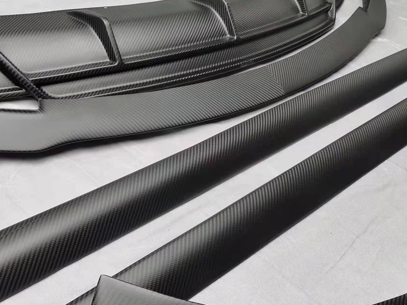 碳纤维汽车零部件
