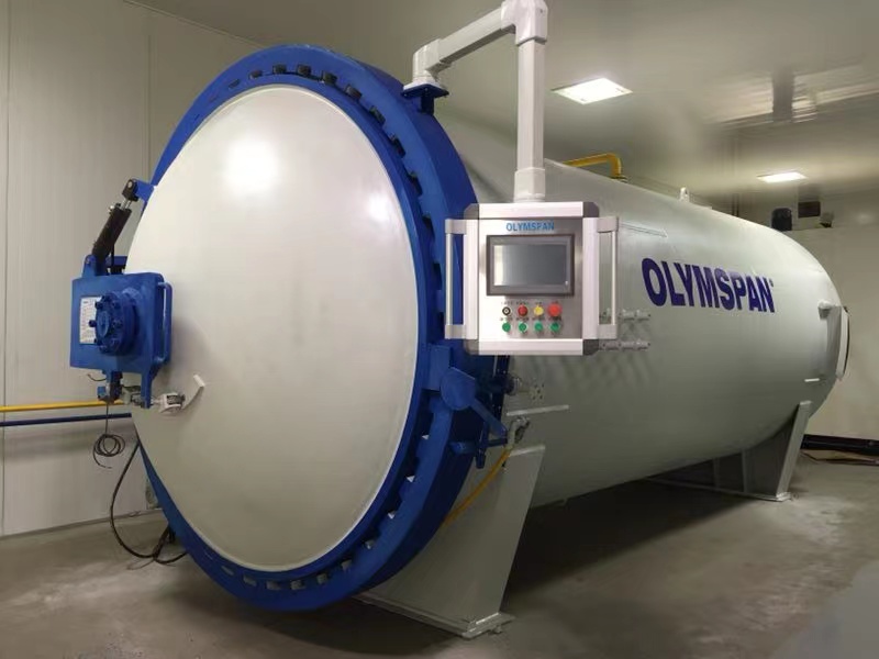 热压罐实拍# 奥琳斯邦热压罐 # 热压罐生产厂家 # 压力容器 # 车间实拍 # 生产制造 # 车间日常